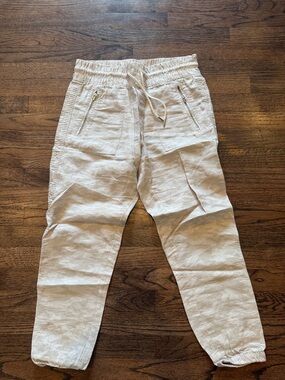 Athleta Beige Drawstring Joggers with Zip Pockets